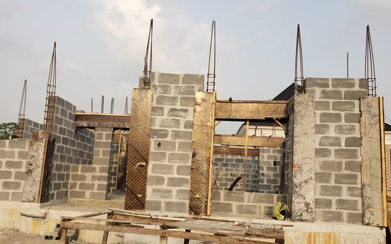 Detached Residential Construction at Reef Courts Estate, Port Harcourt Detached residential construction at Lot 947, Phase 3, Reef Courts Estate, Port Harcourt by Temamost Nigeria Ltd.
